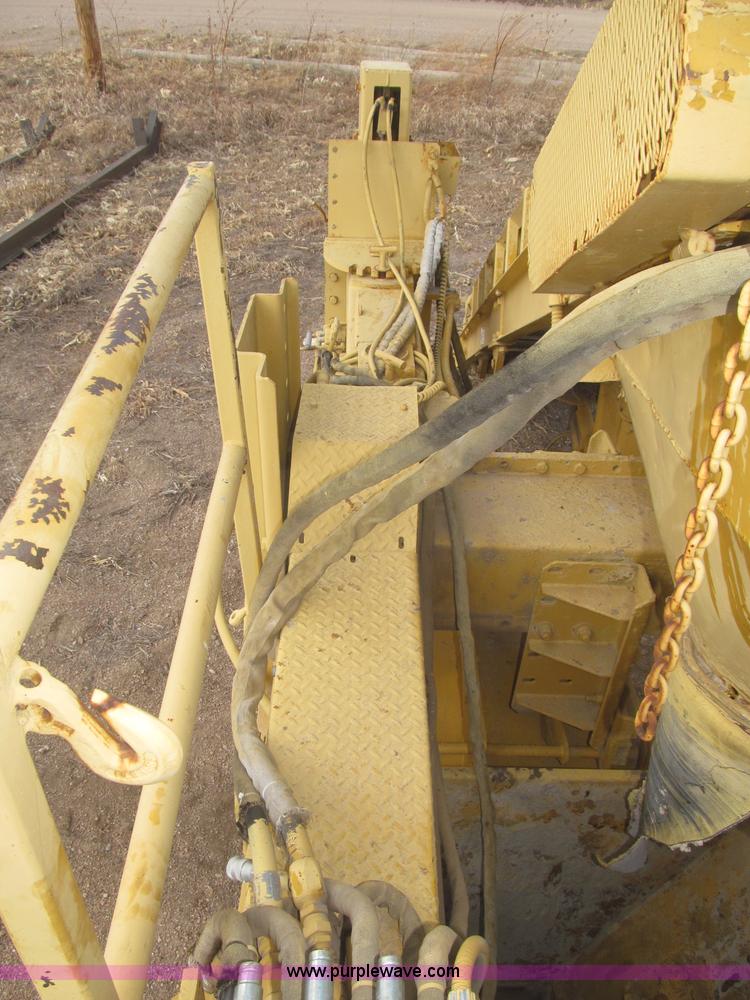 image for item F7269 Gomaco GT6300 curb machine