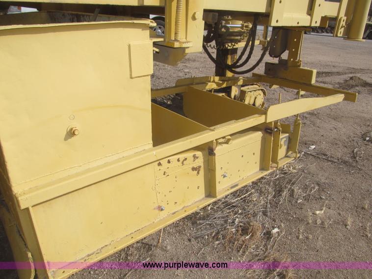 image for item F7269 Gomaco GT6300 curb machine