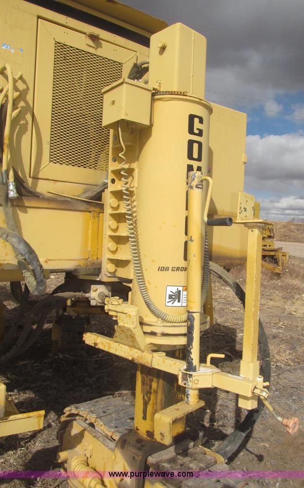 image for item F7269 Gomaco GT6300 curb machine