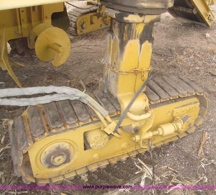 image for item F7269 Gomaco GT6300 curb machine