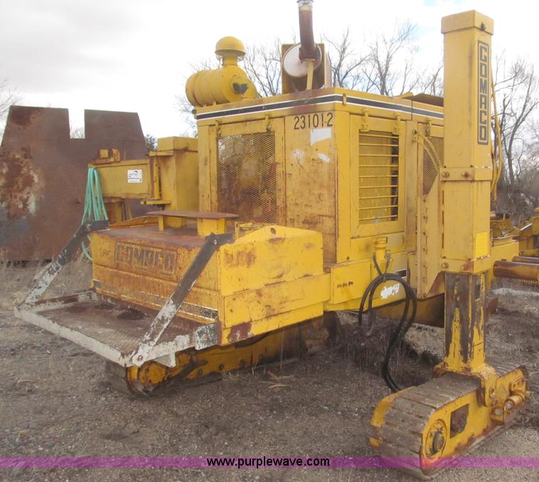 image for item F7271 Gomaco GT6200 Commander II curb machine