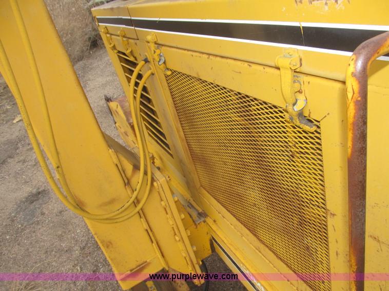 image for item F7271 Gomaco GT6200 Commander II curb machine