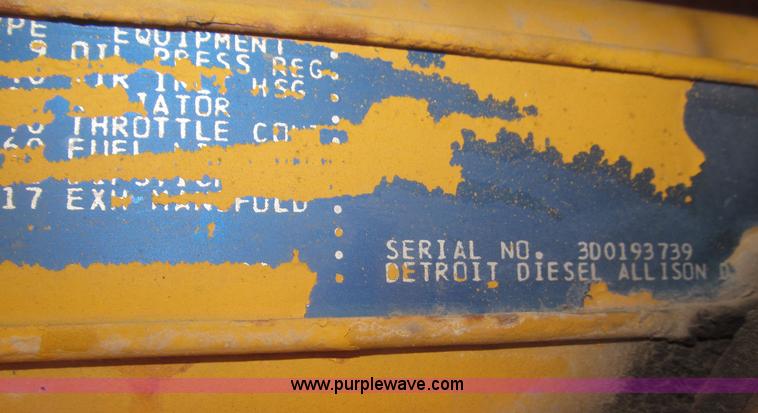 image for item F7271 Gomaco GT6200 Commander II curb machine