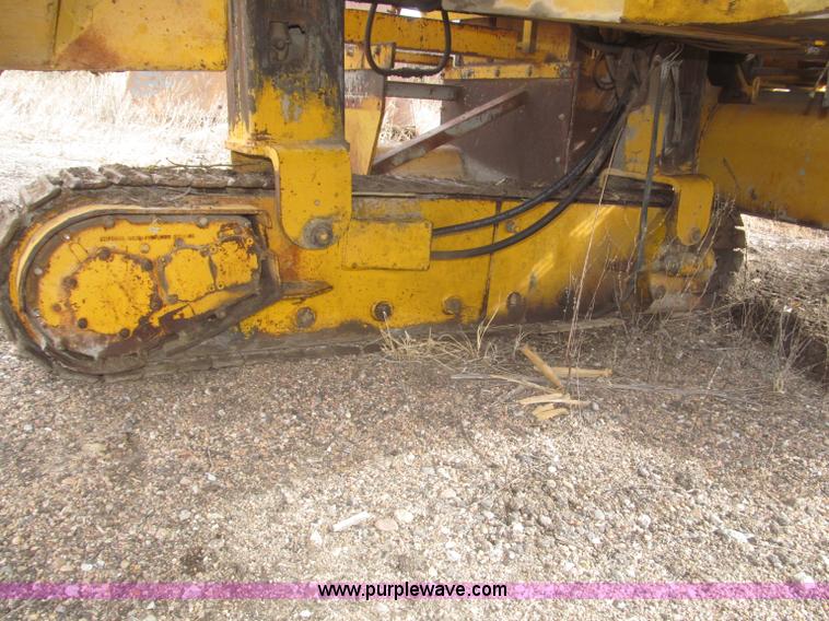 image for item F7271 Gomaco GT6200 Commander II curb machine