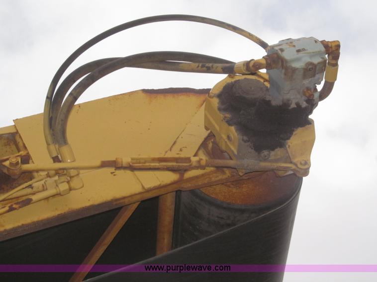 image for item F7272 CMI TR225 trimmer