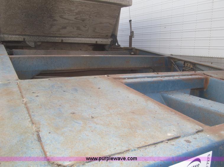 image for item F7273 1985 Trail King BD22-383A 40' triple axle belly dump trailer