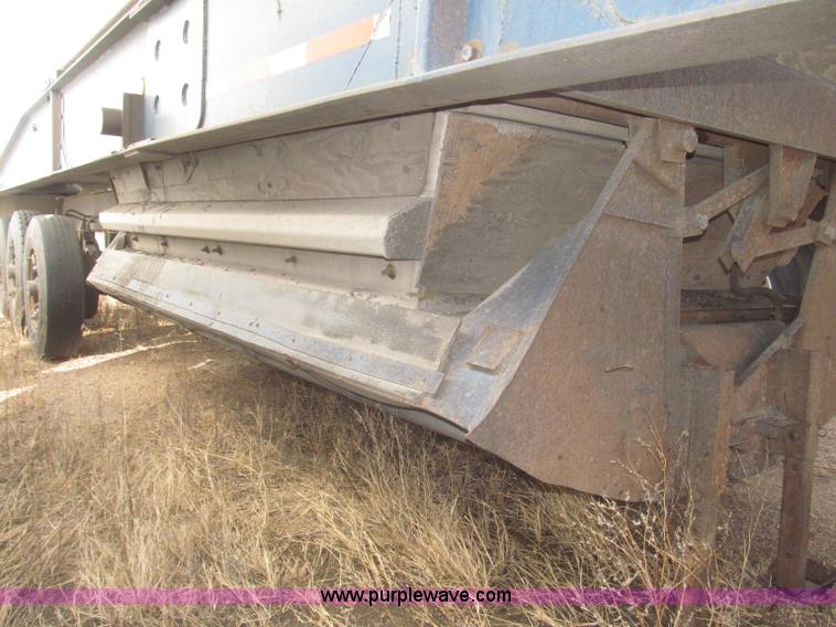 image for item F7273 1985 Trail King BD22-383A 40' triple axle belly dump trailer