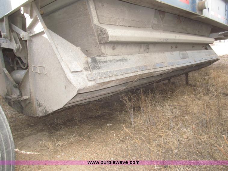 image for item F7273 1985 Trail King BD22-383A 40' triple axle belly dump trailer