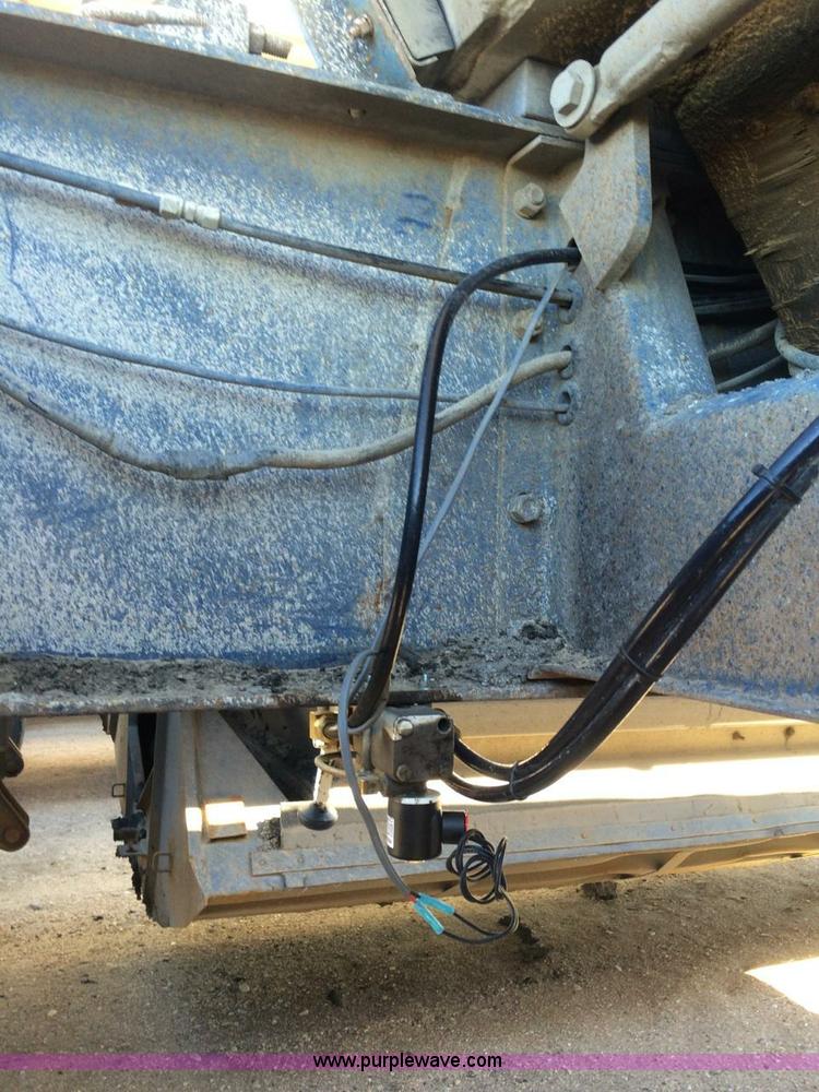 image for item F7273 1985 Trail King BD22-383A 40' triple axle belly dump trailer