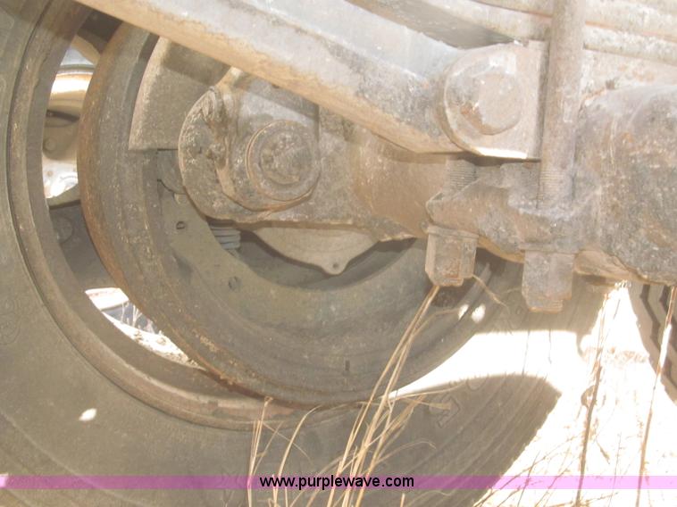 image for item F7273 1985 Trail King BD22-383A 40' triple axle belly dump trailer