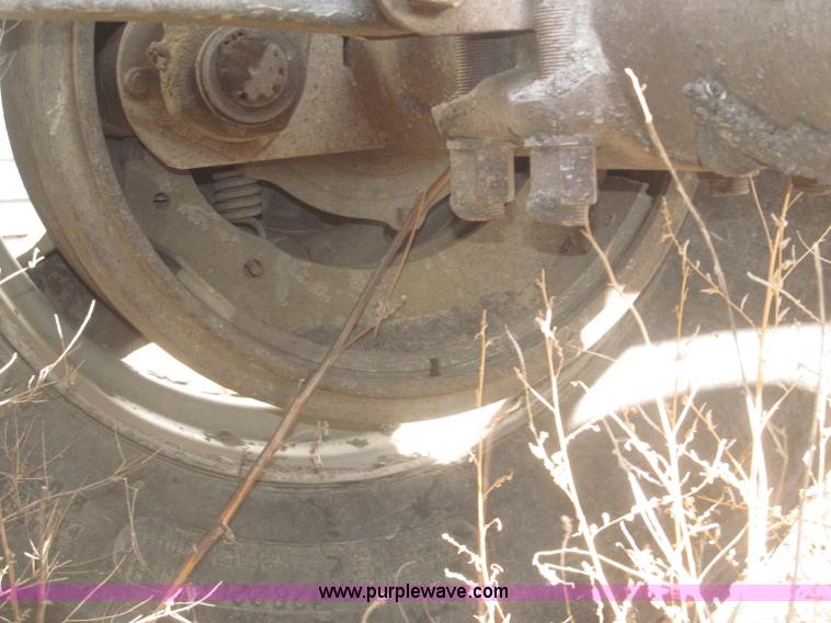 image for item F7273 1985 Trail King BD22-383A 40' triple axle belly dump trailer