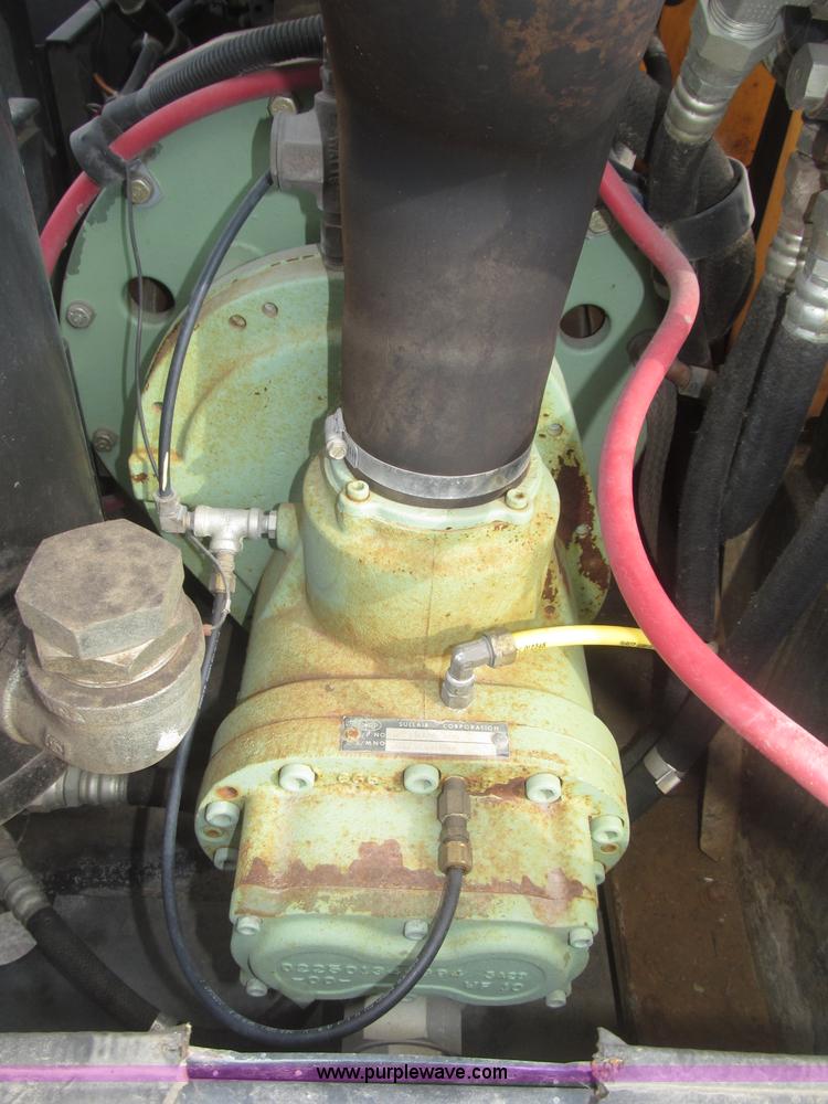 image for item F7276 Sullair 185DPQPerk air compressor