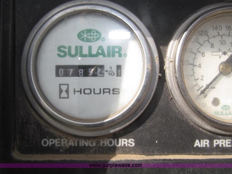 image for item F7277 Sullair 185DPQPerk air compressor