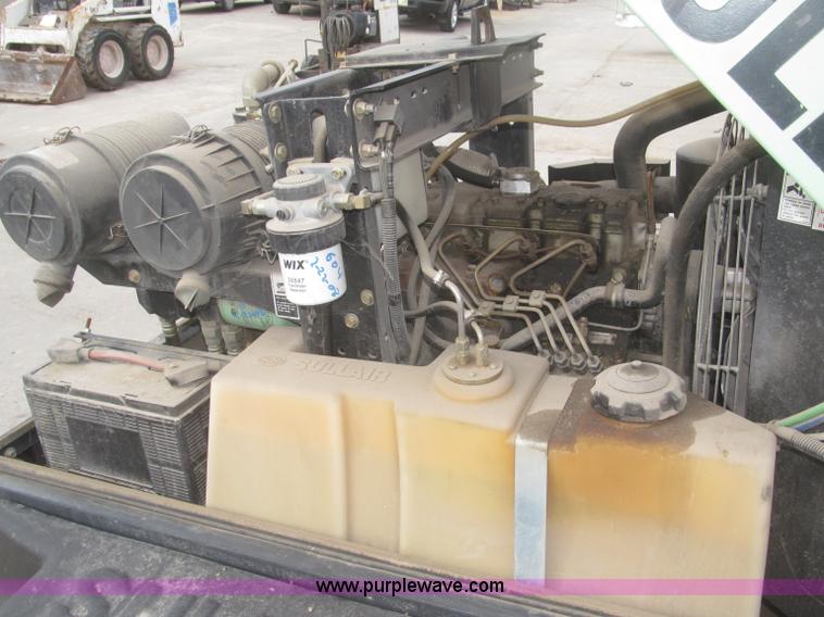 image for item F7277 Sullair 185DPQPerk air compressor