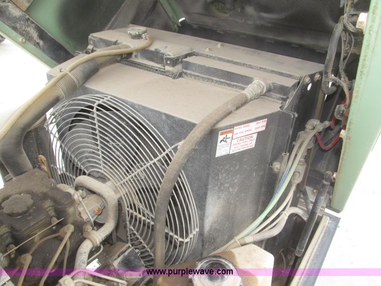 image for item F7277 Sullair 185DPQPerk air compressor