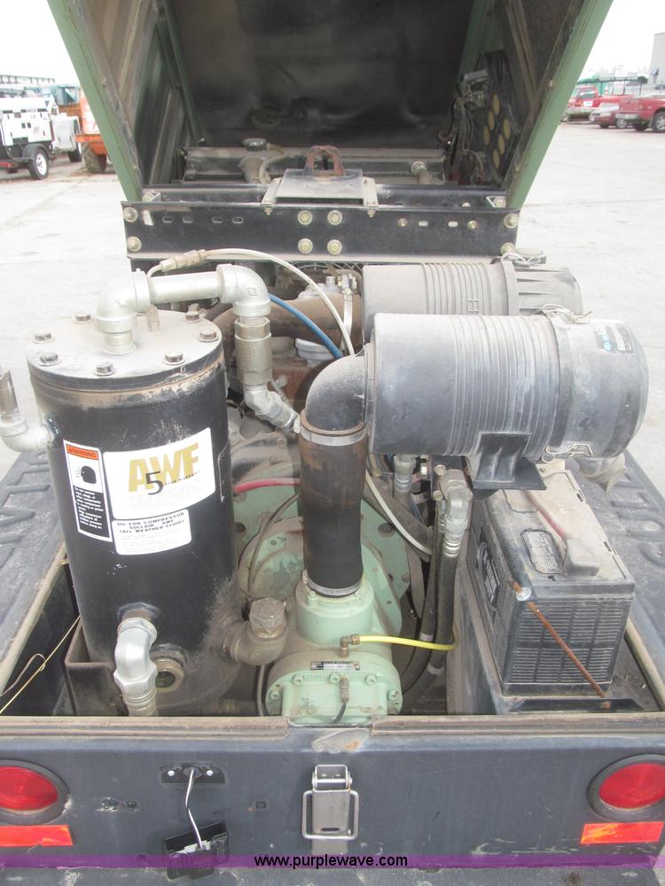 image for item F7277 Sullair 185DPQPerk air compressor