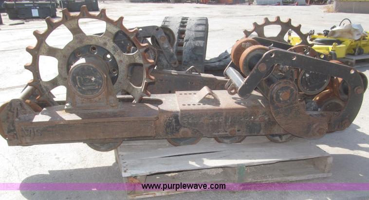 image for item F7280 VTS track undercarriage and tracks