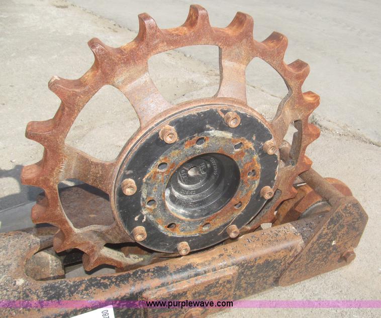 image for item F7280 VTS track undercarriage and tracks