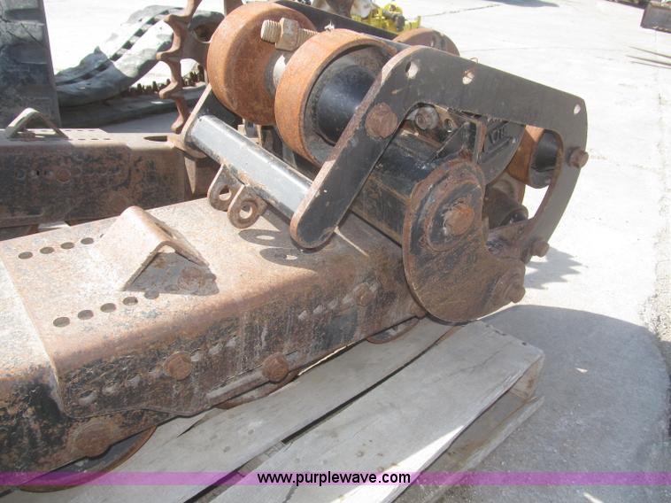 image for item F7280 VTS track undercarriage and tracks