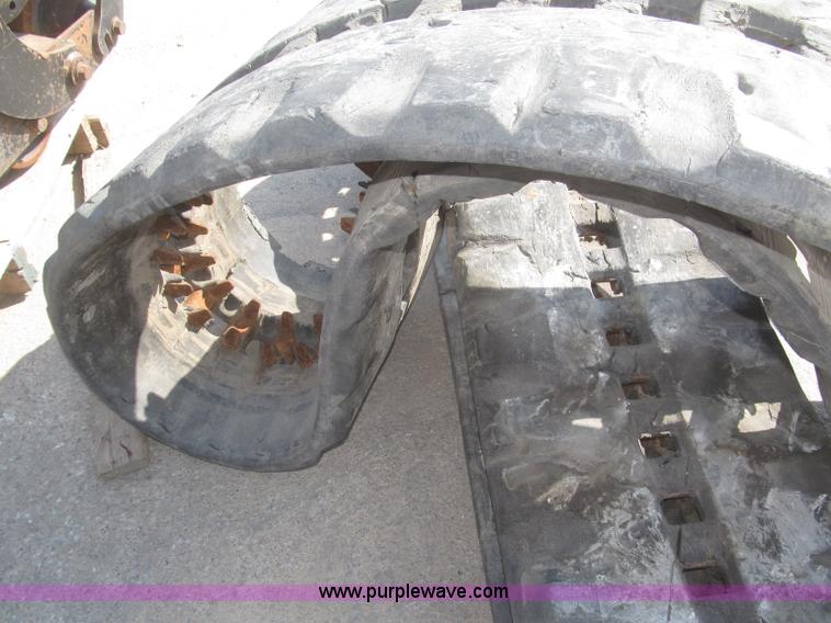 image for item F7280 VTS track undercarriage and tracks