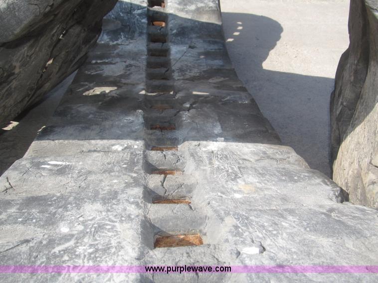 image for item F7280 VTS track undercarriage and tracks