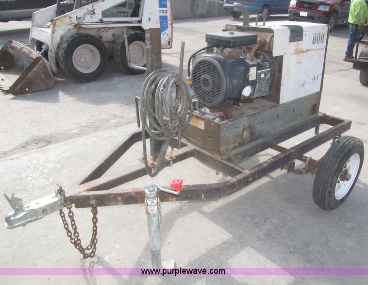 image for item F7282 Hobart Champion 8500 DC/CC welder generator