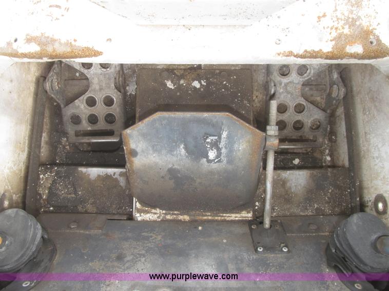 image for item F7284 1987 Bobcat 743 skid steer