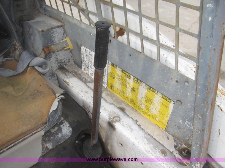 image for item F7284 1987 Bobcat 743 skid steer