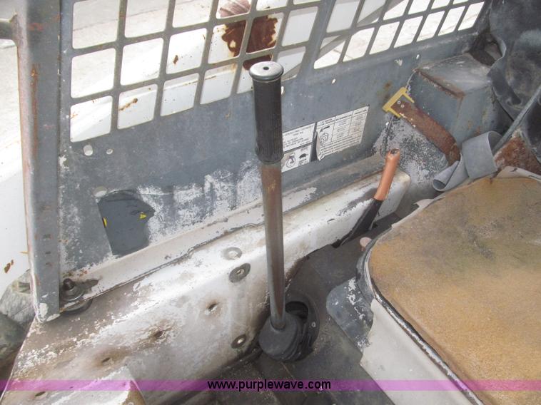 image for item F7284 1987 Bobcat 743 skid steer