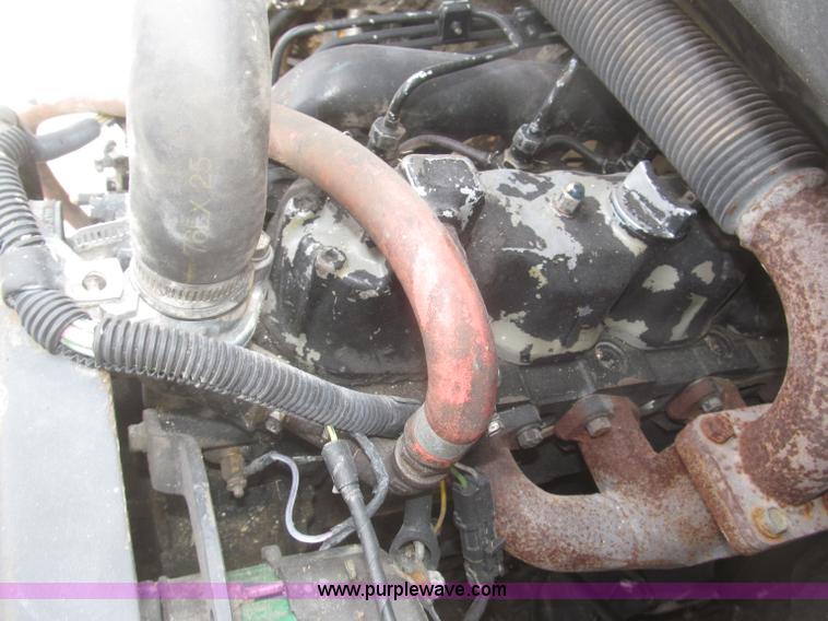 image for item F7284 1987 Bobcat 743 skid steer