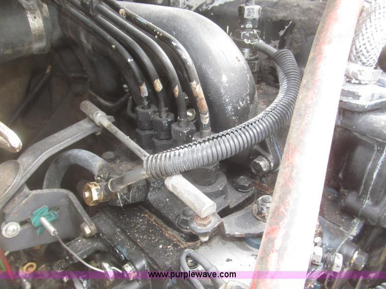 image for item F7284 1987 Bobcat 743 skid steer