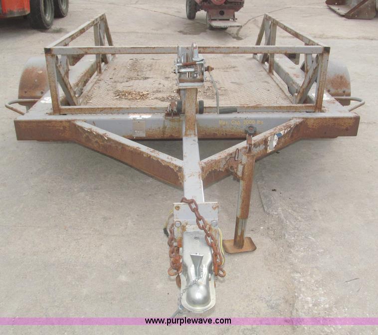 image for item F7286 2000 Biljax ET2000 trailer