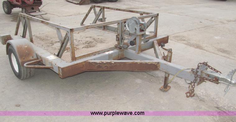 image for item F7286 2000 Biljax ET2000 trailer