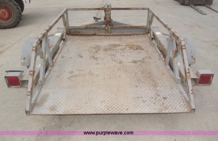 image for item F7286 2000 Biljax ET2000 trailer