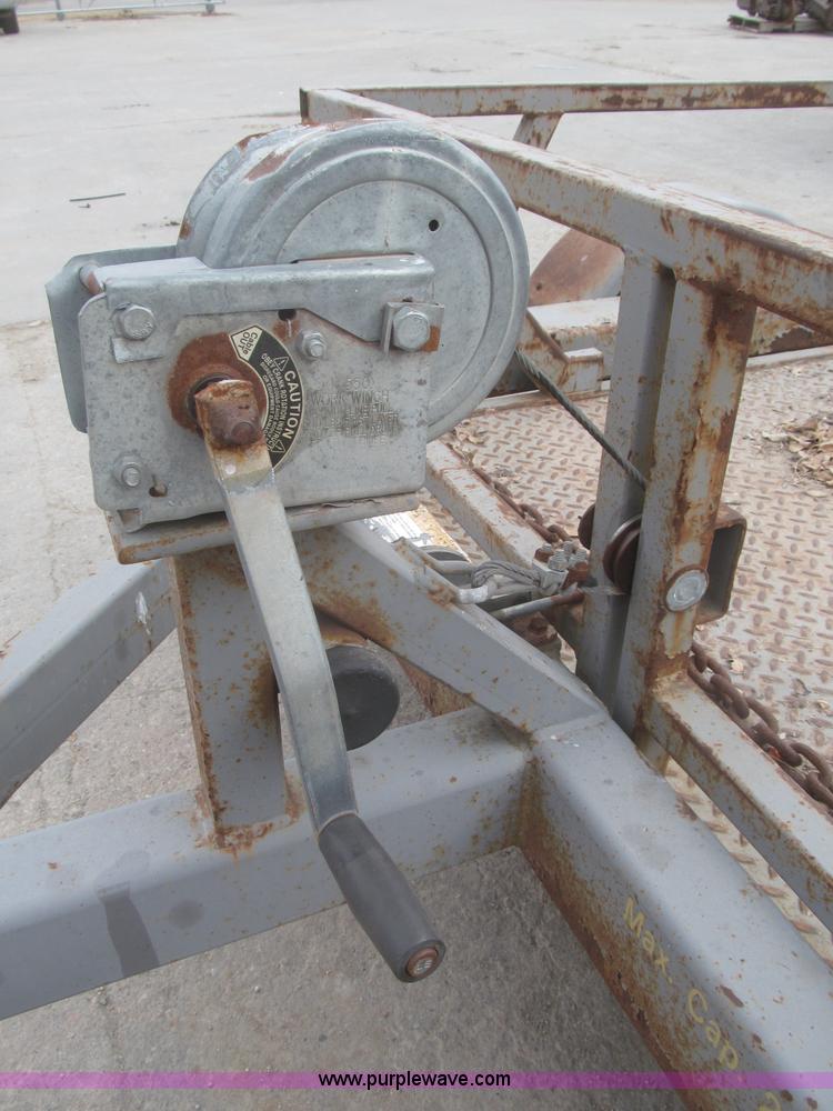 image for item F7286 2000 Biljax ET2000 trailer