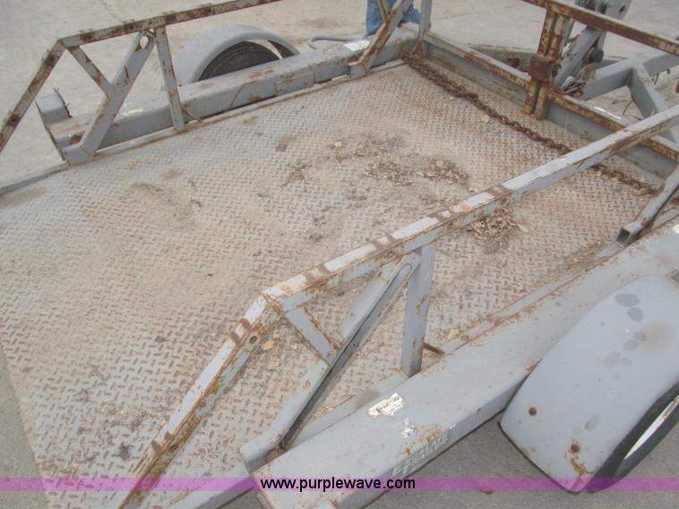 image for item F7286 2000 Biljax ET2000 trailer