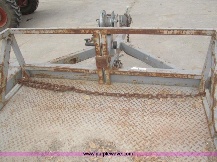 image for item F7286 2000 Biljax ET2000 trailer