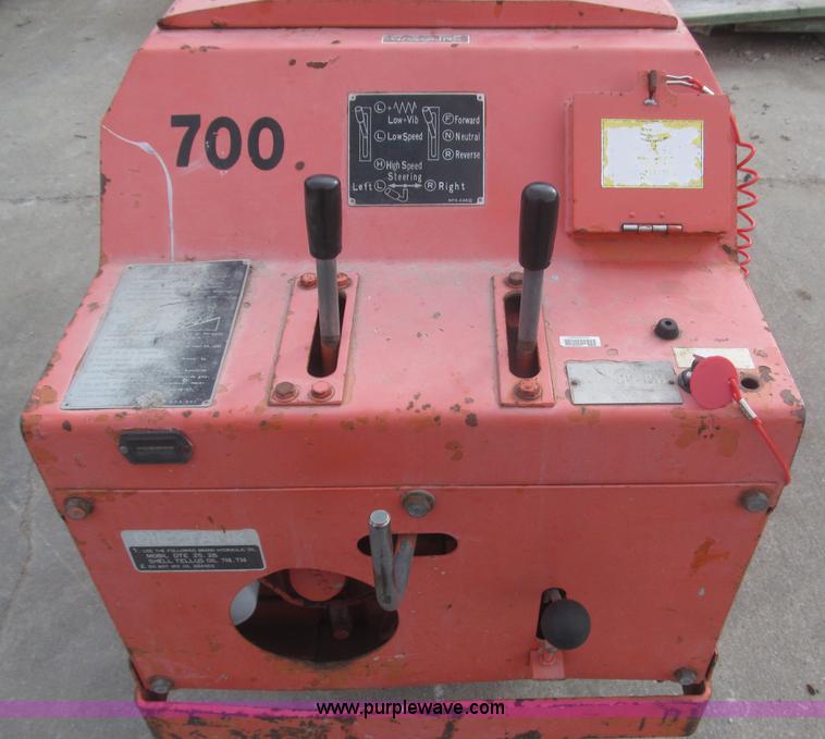 image for item F7288 Mikasa MRV3030GB articulated padfoot roller