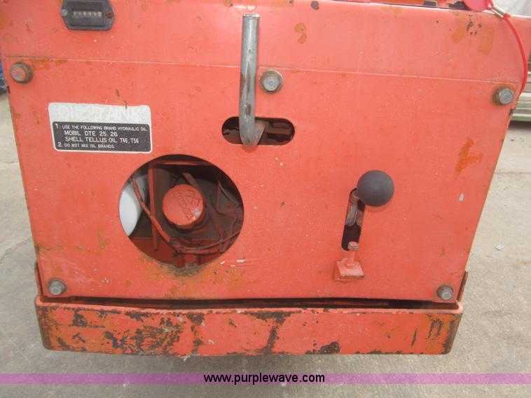 image for item F7288 Mikasa MRV3030GB articulated padfoot roller