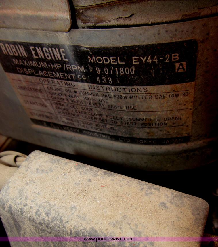 image for item F7288 Mikasa MRV3030GB articulated padfoot roller