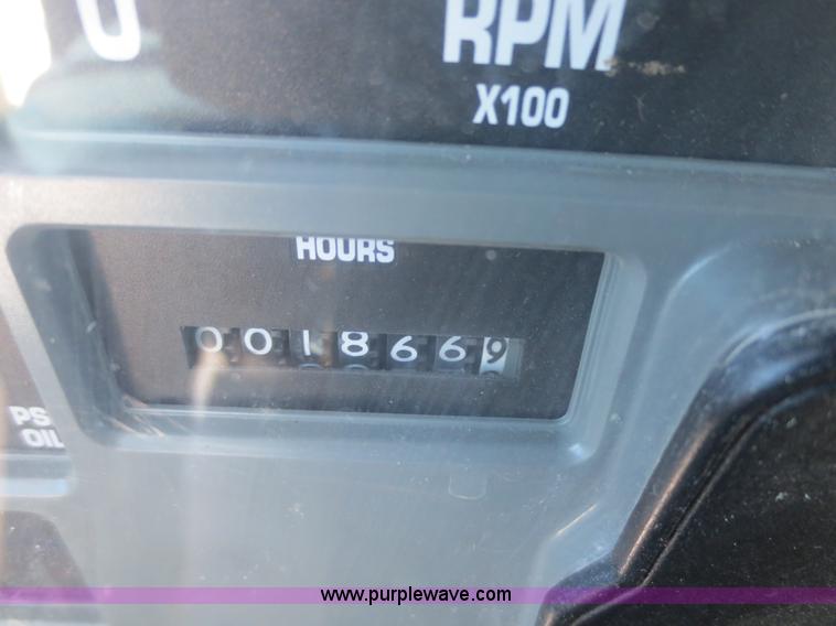 image for item F8198 2000 International 4700 Crew Cab service truck