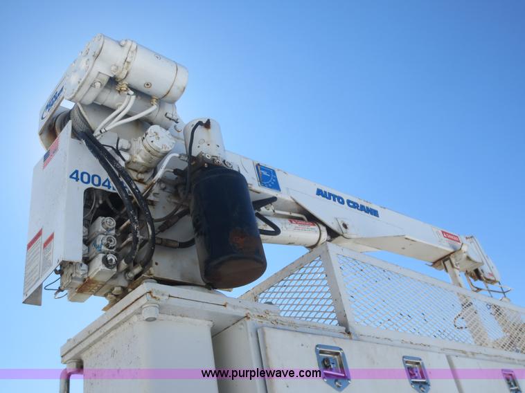 image for item F8198 2000 International 4700 Crew Cab service truck