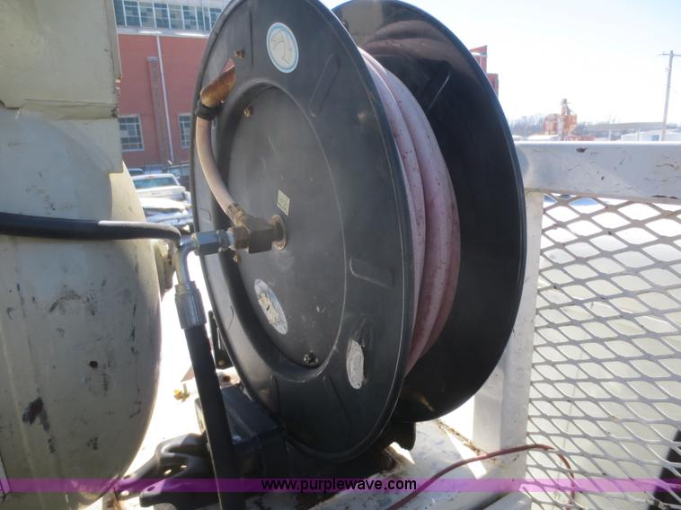 image for item F8198 2000 International 4700 Crew Cab service truck