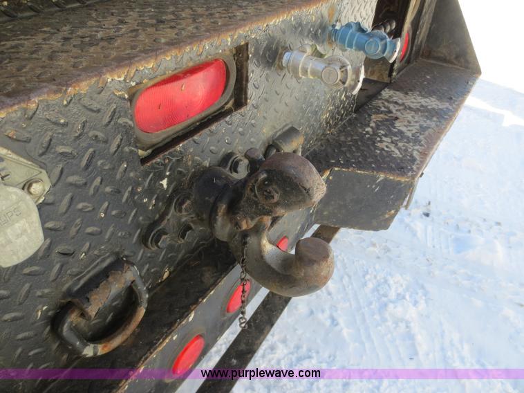 image for item F8199 2000 International 4700 Crew Cab service truck