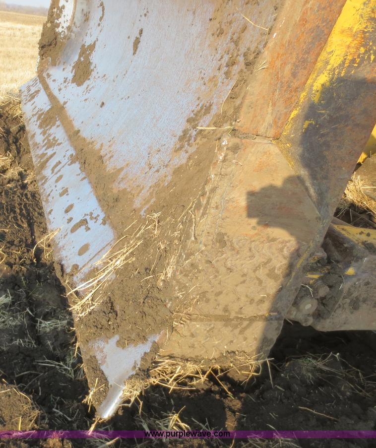 image for item F8203 1970 Caterpillar D7E dozer