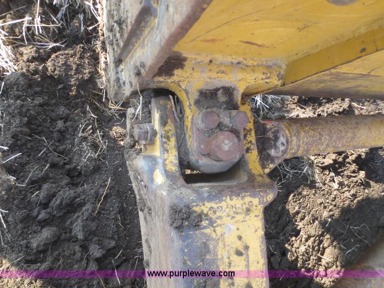 image for item F8203 1970 Caterpillar D7E dozer