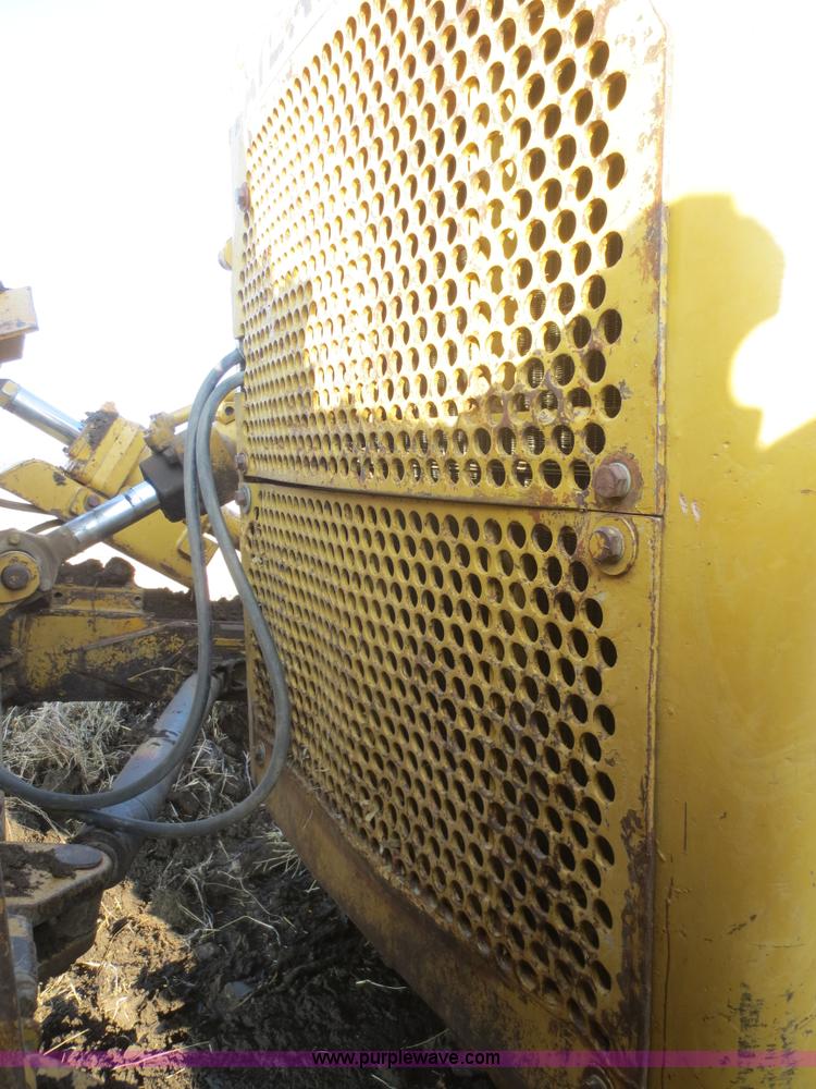 image for item F8203 1970 Caterpillar D7E dozer
