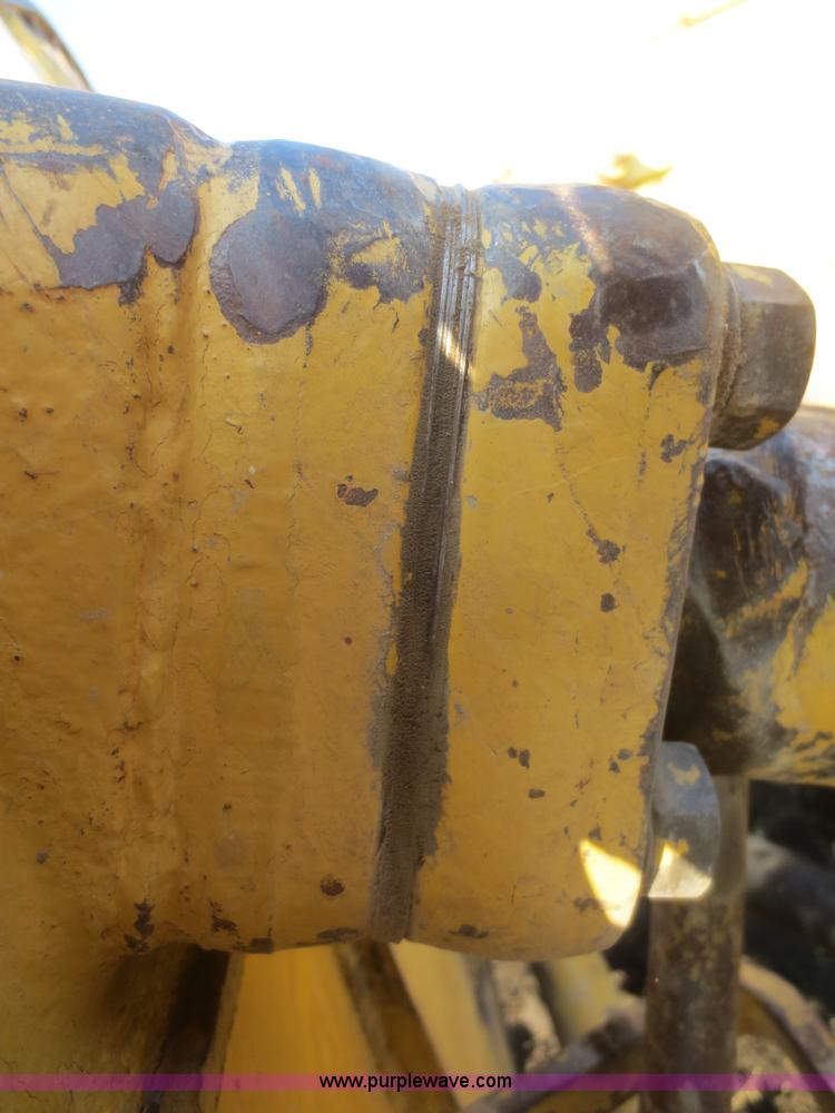 image for item F8203 1970 Caterpillar D7E dozer
