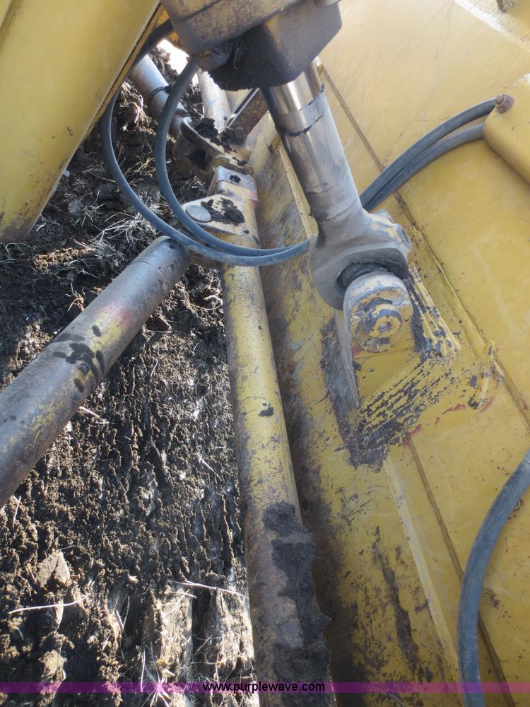 image for item F8203 1970 Caterpillar D7E dozer