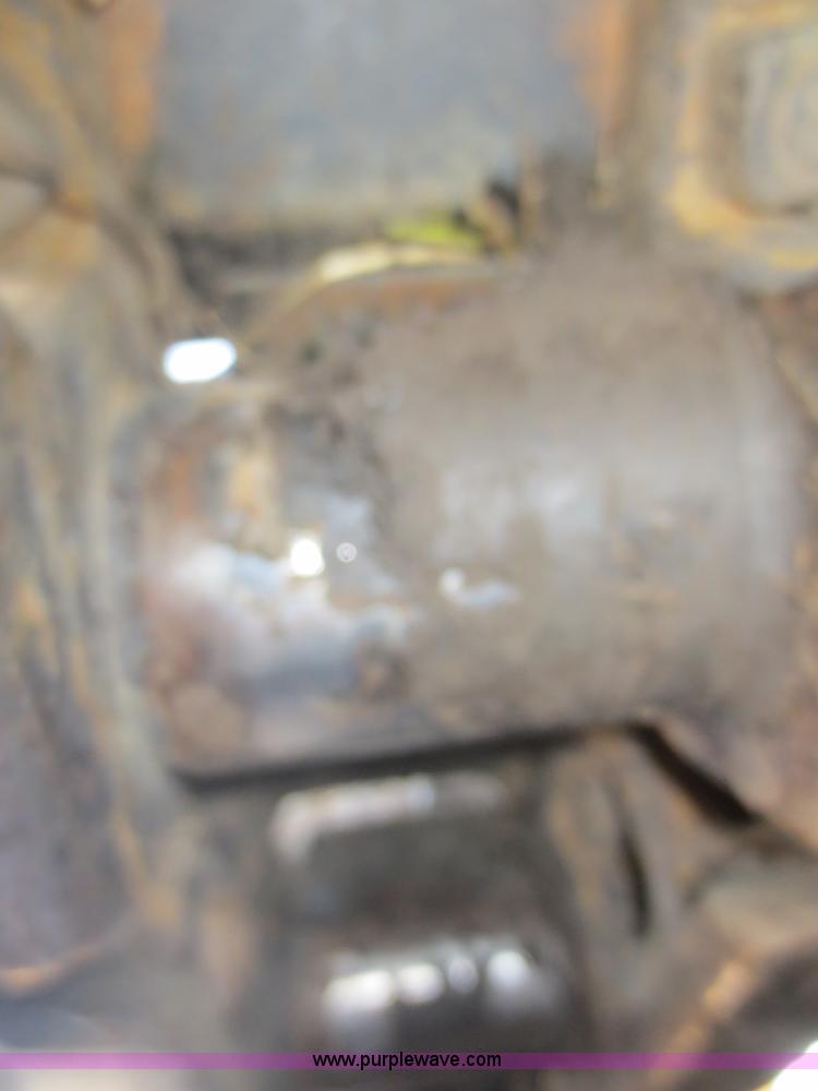 image for item F8203 1970 Caterpillar D7E dozer